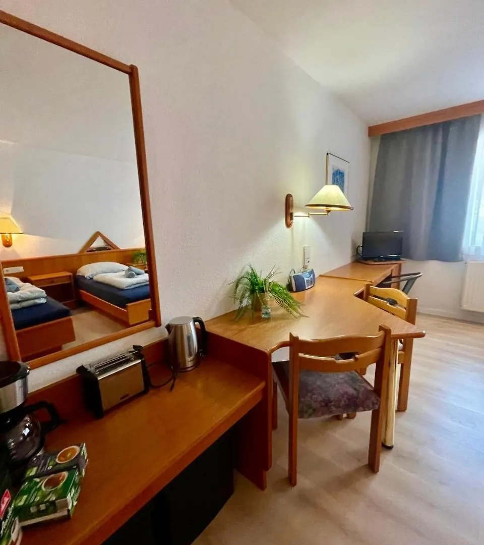 Schwanstetten Bei Nuernberg, Gemuetliches Apartment Mit Kueche Bad Tv